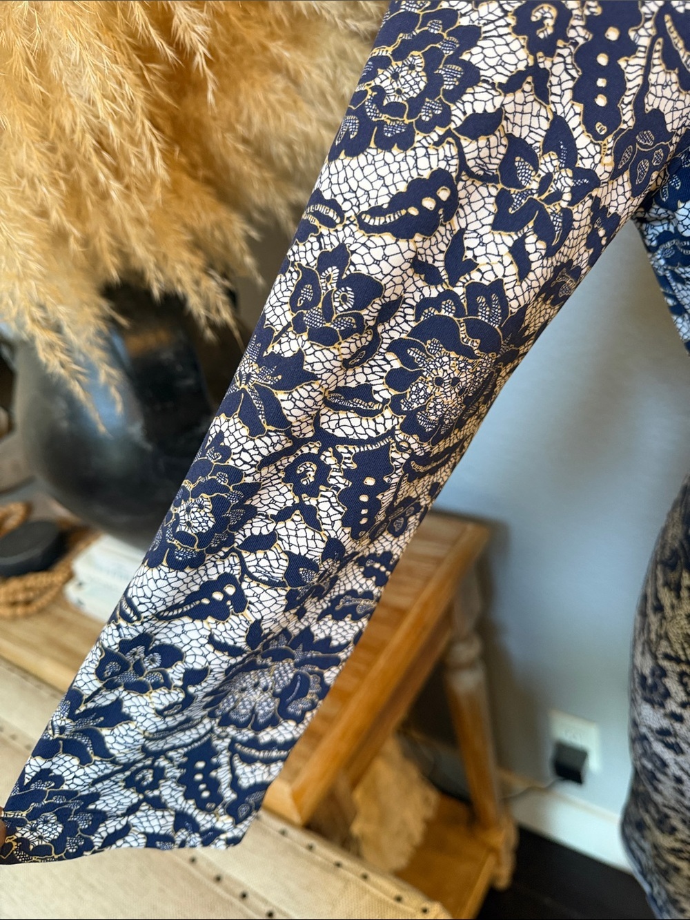 J. McLaughlin Catalina Cloth Faux Wrap Dress Blue White Floral Stripe Trim SZ S - Picture 6 of 8